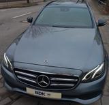 Mercedes-Benz E 250 T CGI Aut. Klima SHZ LED Navi GSH-Dach LMF - Mercedes-Benz E 250: D