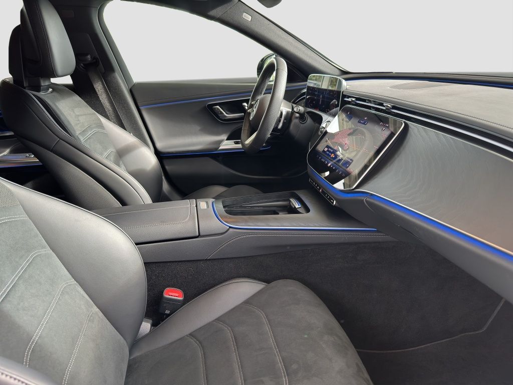 Fahrzeugabbildung Mercedes-Benz E 300 de T-Modell mit EQ Hybrid Technologie AHK