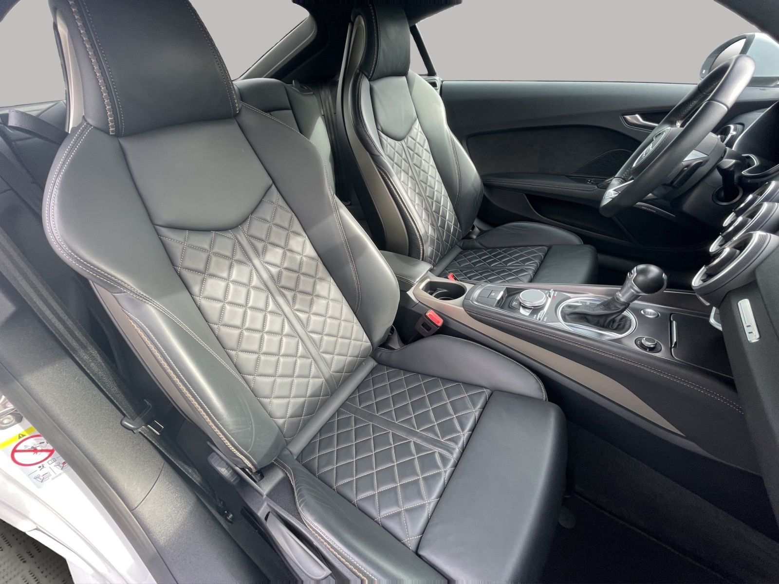 Audi TT - Bild 20