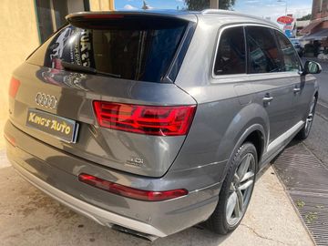 Audi Q7 - 3