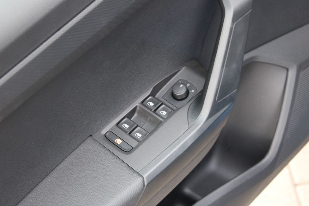 SEAT Arona Style 1.0 TSI DSG LED KLIMA ALU NAVI