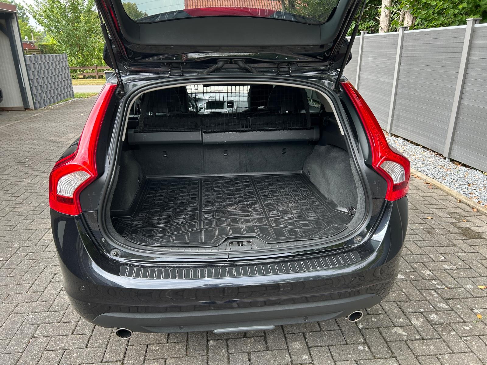 Volvo V60 2013 — photo 7