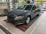 Skoda Superb Combi 1.4 TSI iV DSG Style+STANDH+ACC+DCC - Skoda Superb Style mit Hybrid-Antrieb (Benzin/Elektro)
