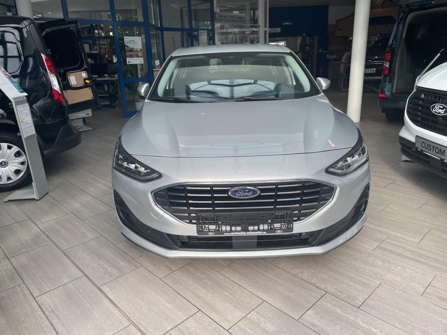 Ford Focus Titanium 1.0 EcoBoost Mild-Hybrid Navi,