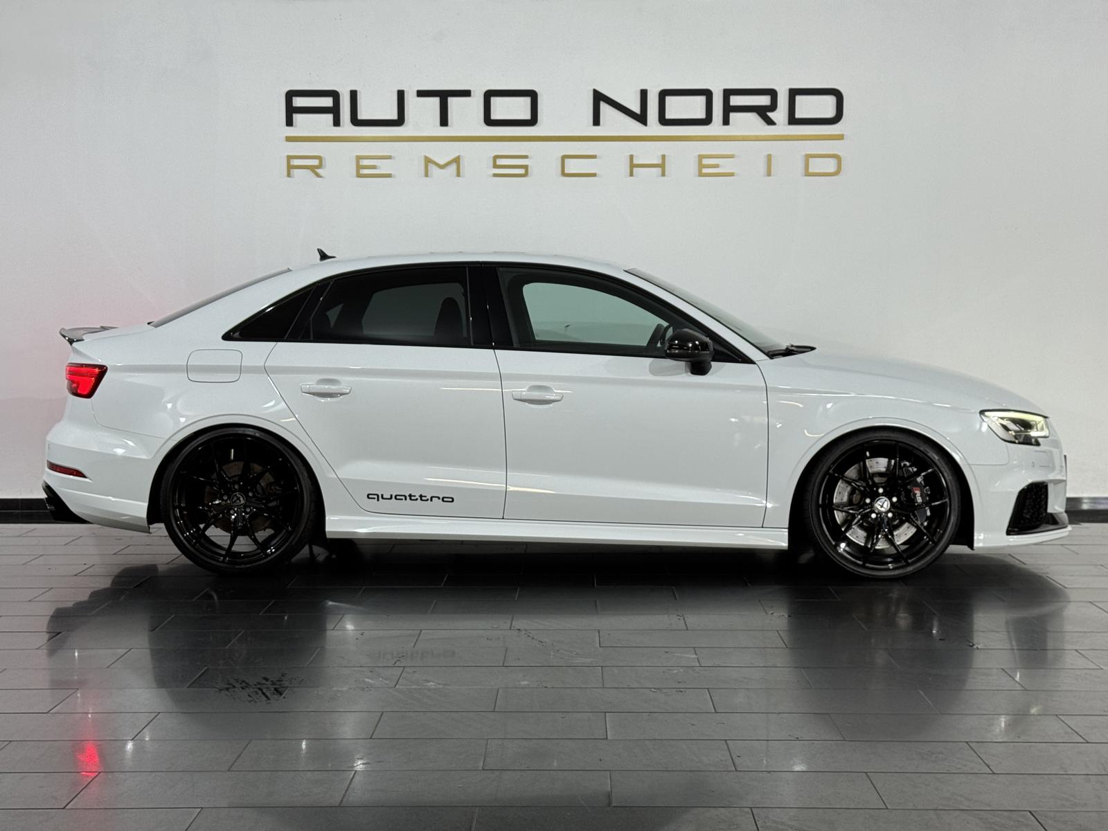 Audi RS3 2.5TFSI Limo.quat. S-Sitze*B&O*Matrix*KeyGo*, миниатюра 5