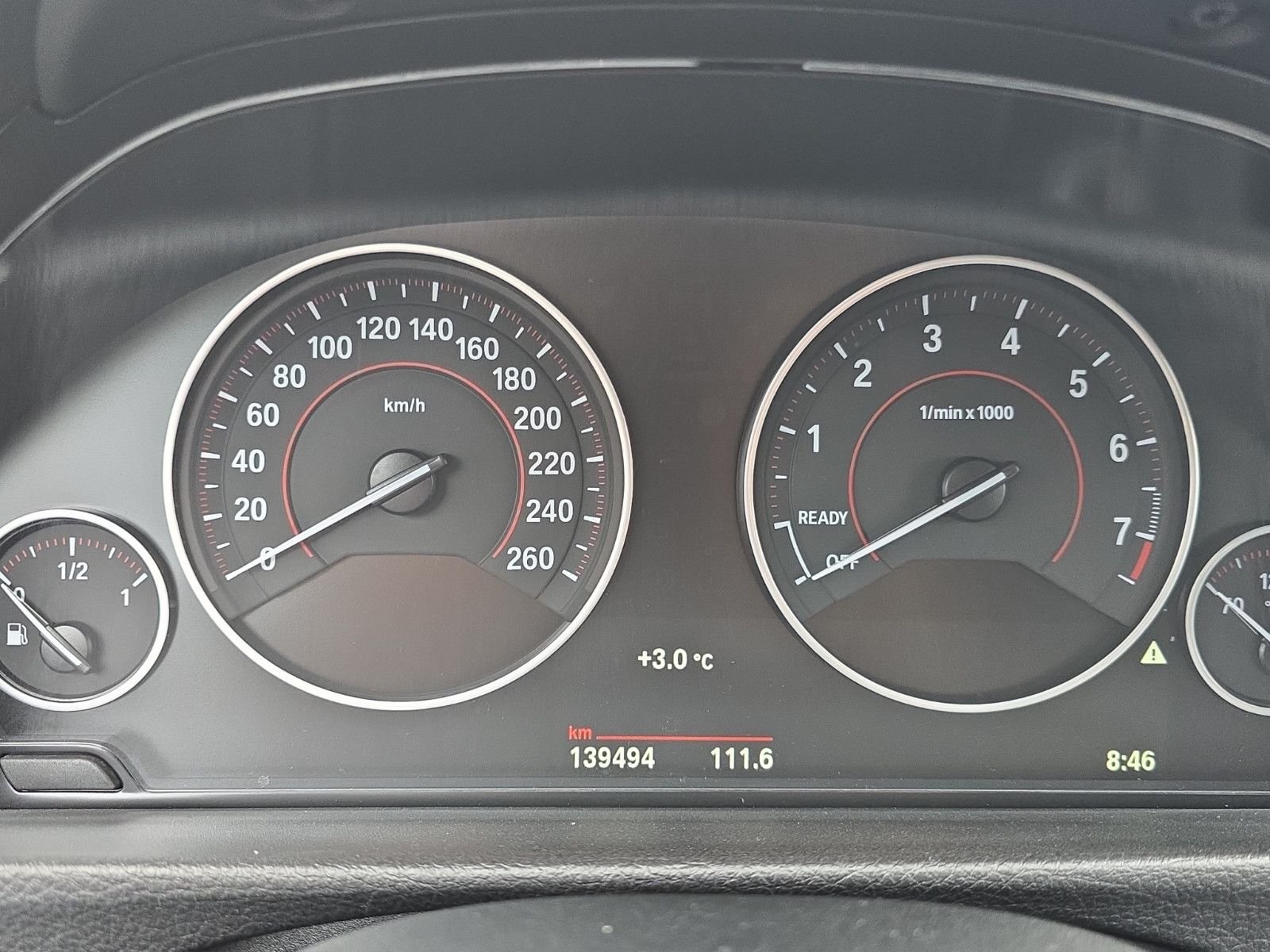 Fahrzeugabbildung BMW 330 e iPerformance M-Sportpaket +LED+ALCANTARA