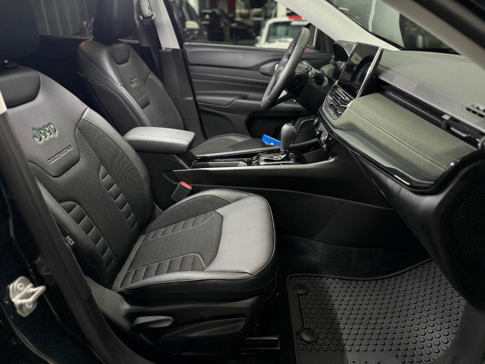 Jeep MildHybrid North Star Pano Safe/Park-Package