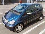 Mercedes-Benz A 140 CLASSIC, TÜV 11/27, 8fach ber., Scheckheft - blaue Mercedes-Benz A 140
