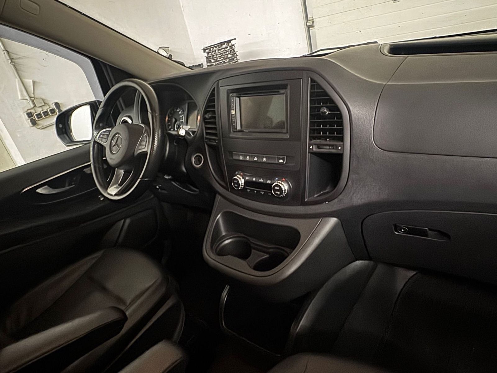 MERCEDES-BENZ Vito