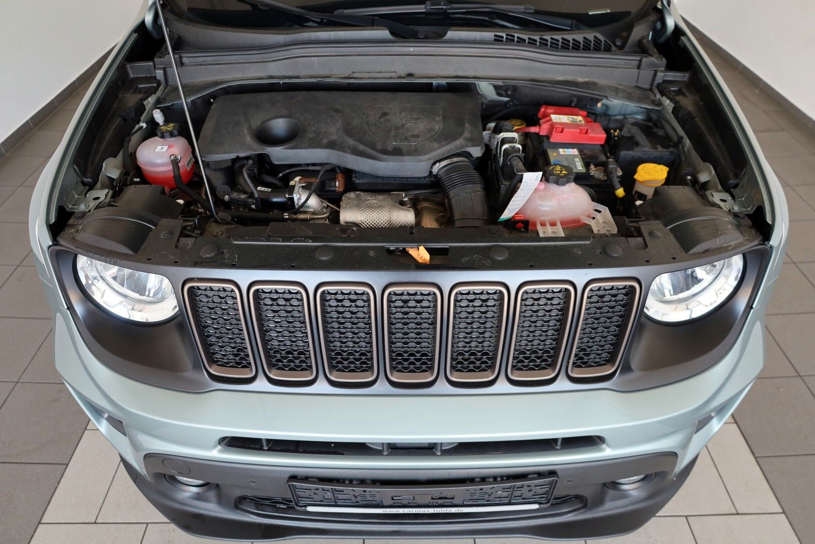 Fahrzeugabbildung Jeep Renegade Longitude Mild-Hybrid FWD, Kamera