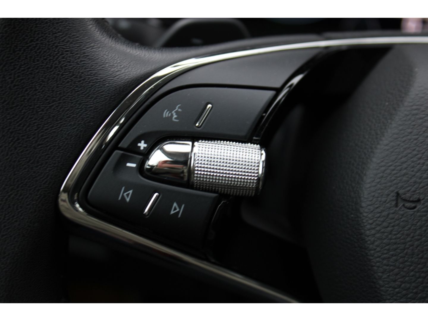 Fahrzeugabbildung SKODA Octavia Style Combi 1.4 TSI iV PHEV DSG Navi LED