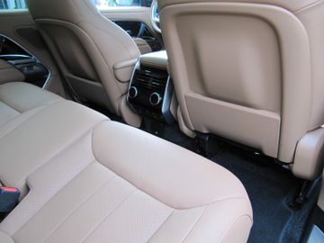 Land-Rover Range Rover - 12