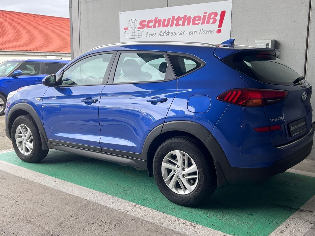 Fahrzeugabbildung Hyundai Tucson blue 1.6 GDi 2WD Classic