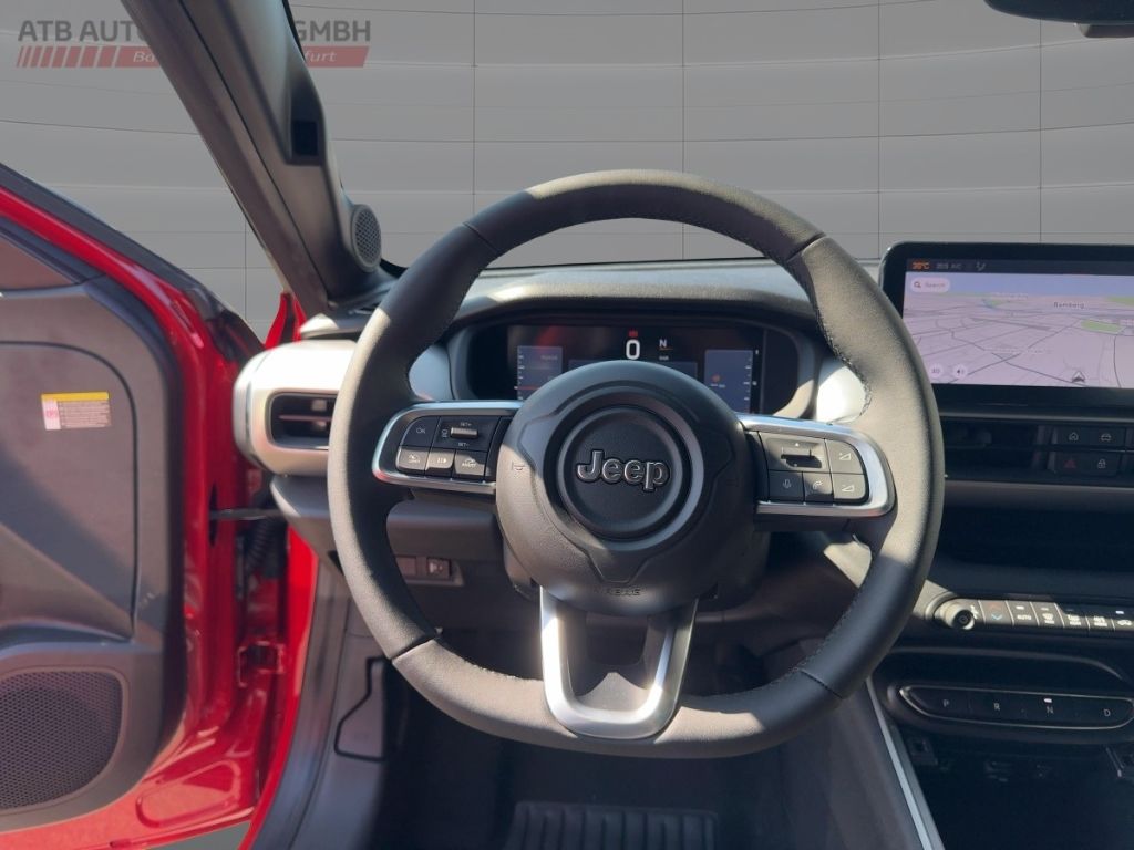 Fahrzeugabbildung Jeep Avenger e-Hybrid ALLWETTER NAVI ELEKTR HECKKL SH