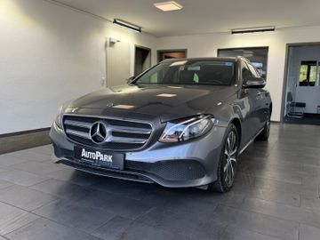 Mercedes E 220 - 2