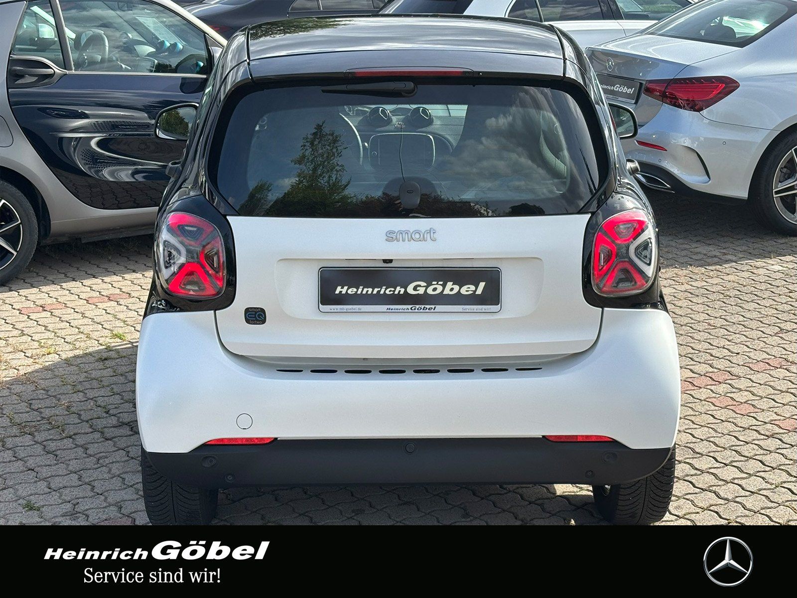 Fahrzeugabbildung Smart EQ COUPÉ*EXCLUSIVE*22kW*JBL-SOUNDSYS*ALLWETTER*