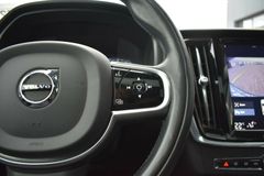 Fahrzeugabbildung Volvo S 90 T5 Lim*Mom*LED*Navi*STHZ*Miete*MIETKAUF