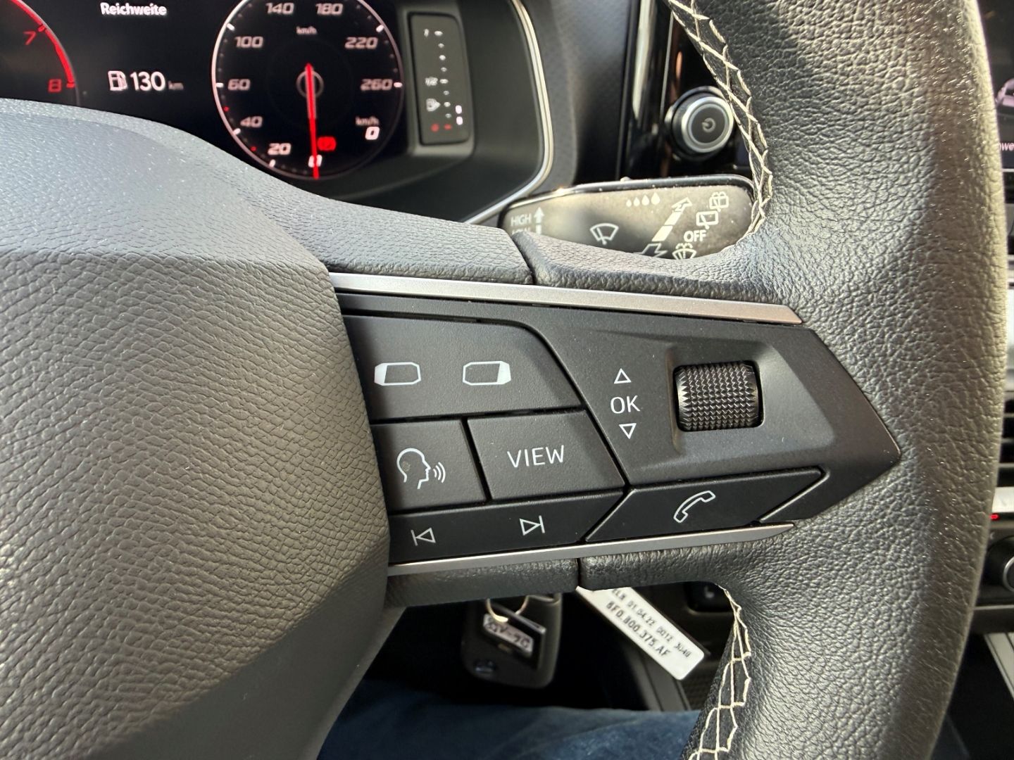 Fahrzeugabbildung SEAT Ibiza Style DigiCockpit LED CarPlay Klima Front