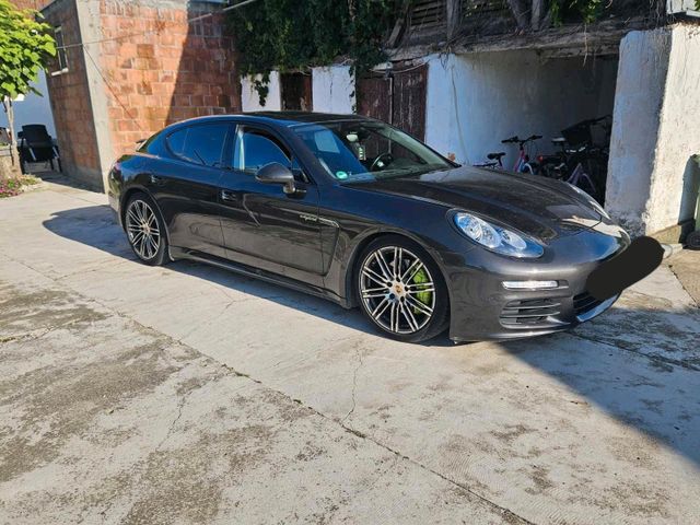 Porsche panamera s e-hybrid