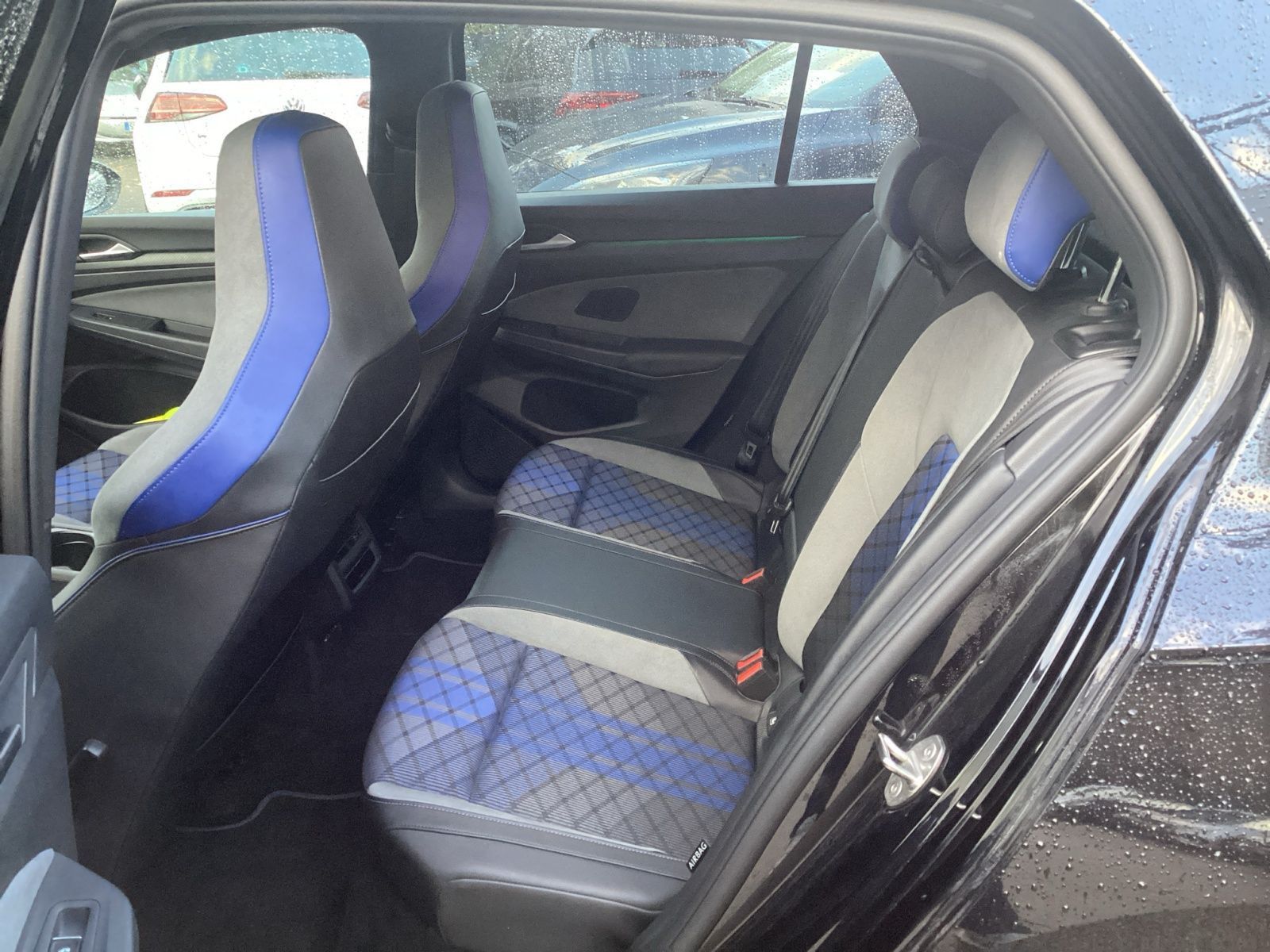 Volkswagen Golf - Bild 11