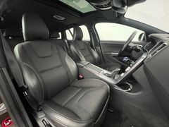 VOLVO V60 CROSS COUNTRY D4 / 1.H/ CARPLAY/ 2017/ AUTOM