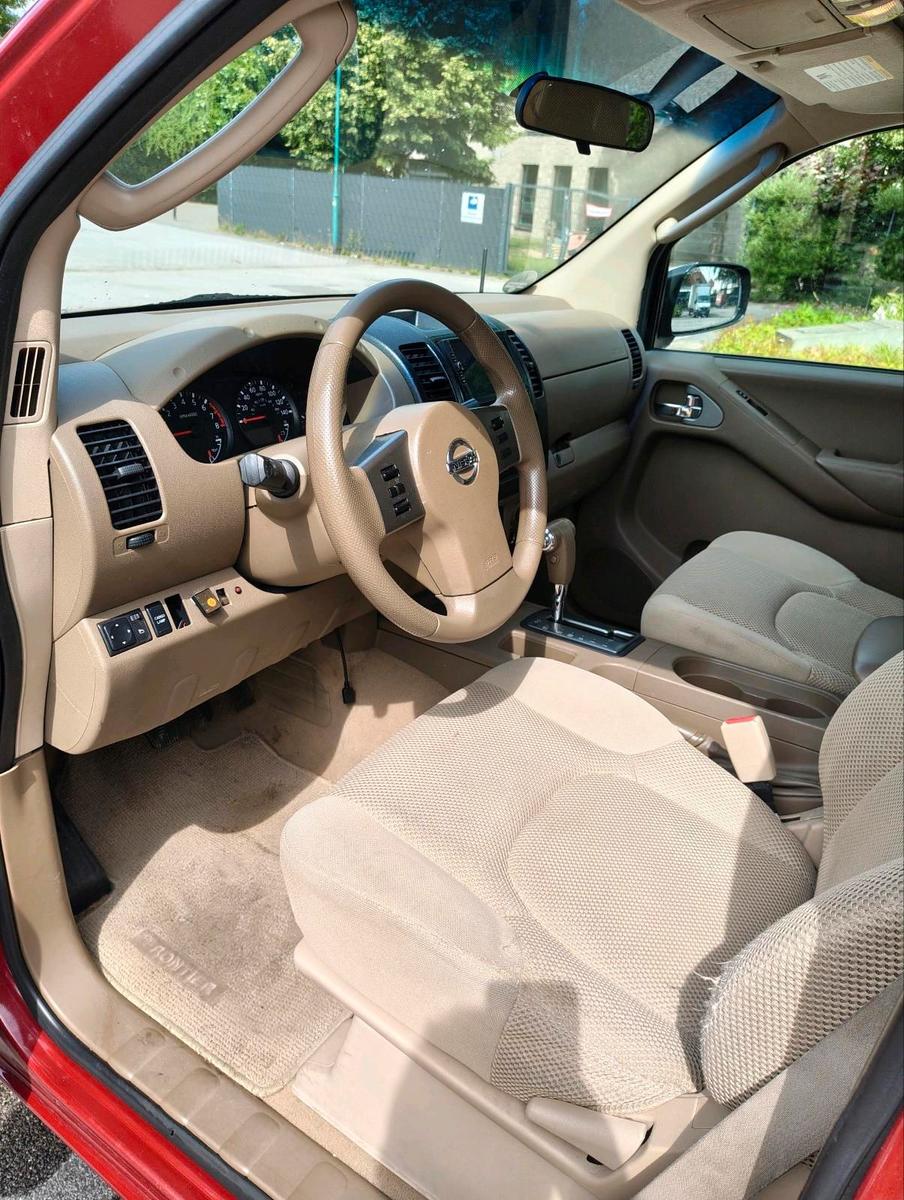 Nissan Frontier 2007 — photo 9