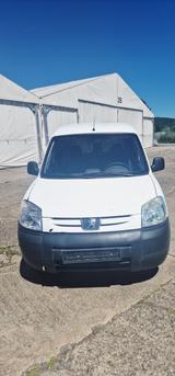 Peugeot PARTNER - gebrauchte Peugeot Partner aus dem Jahr 2002