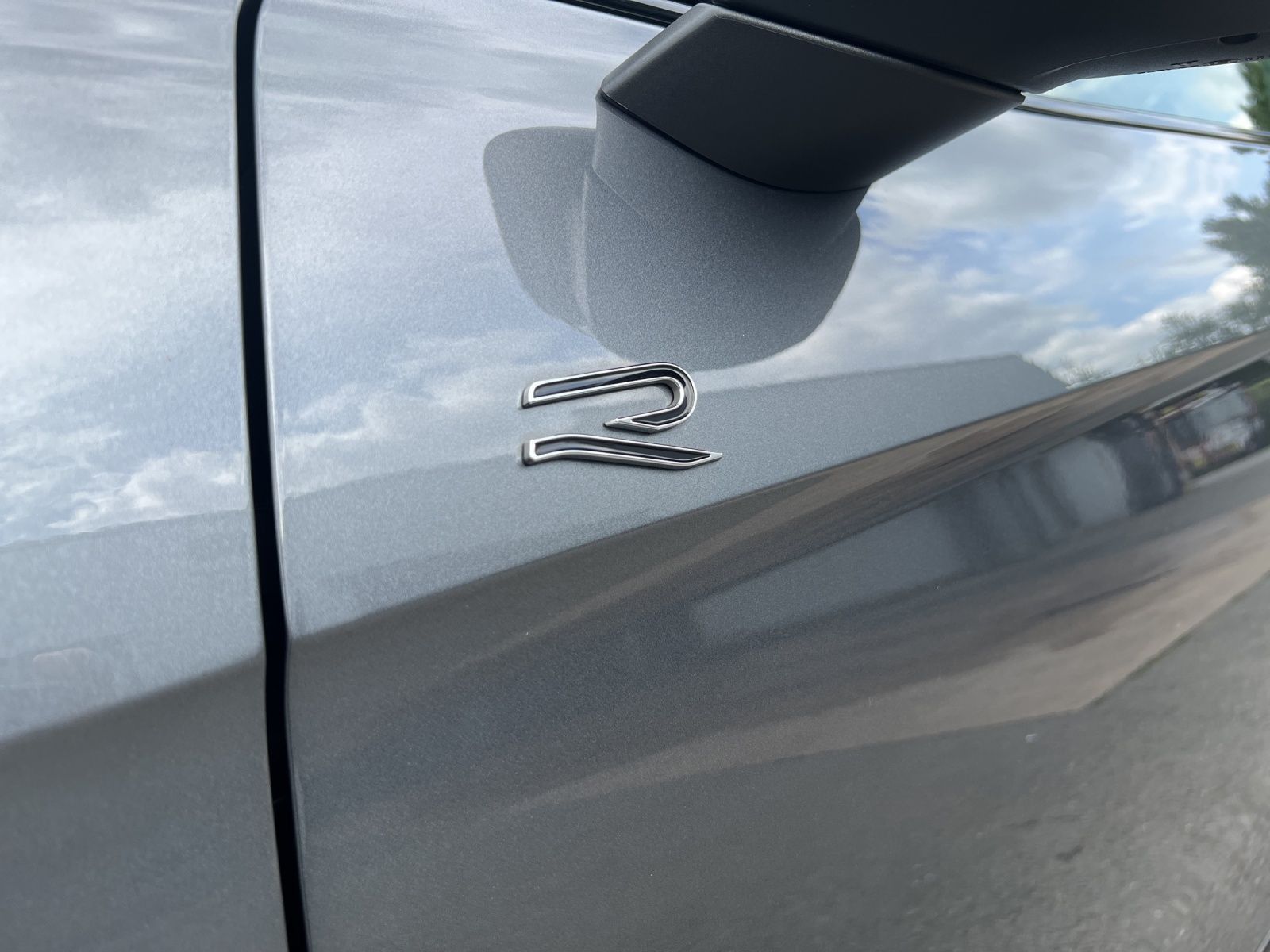 Passat R-Line 1,5 l eHybrid OPF 130 kW ( 177 PS)
