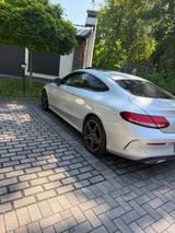 Mercedes-Benz C 250 d 4MATIC Autom. AMG Line - Mercedes-Benz C 250 mit Diesel-Antrieb: Coupe