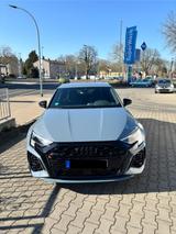 Audi RS3 Limousine 2.5 TFSI S tronic quattro - Audi RS3 in Krefeld