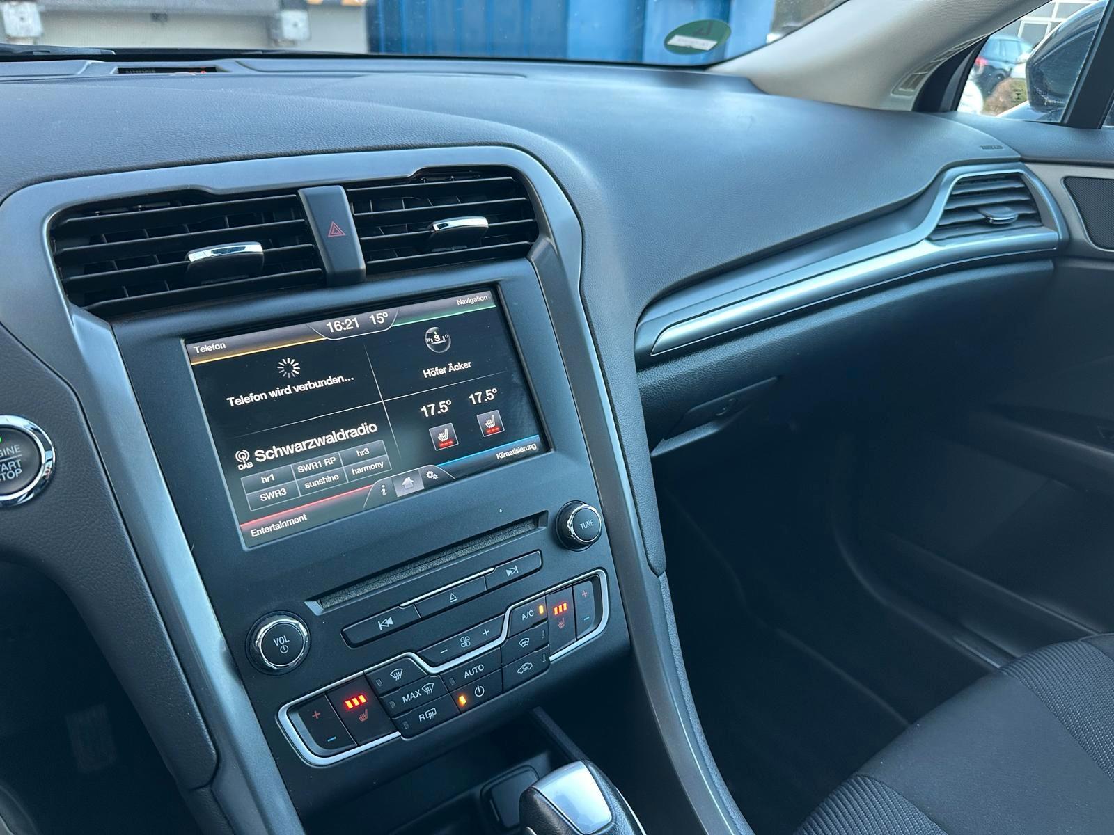 Ford Mondeo 2014 — photo 14