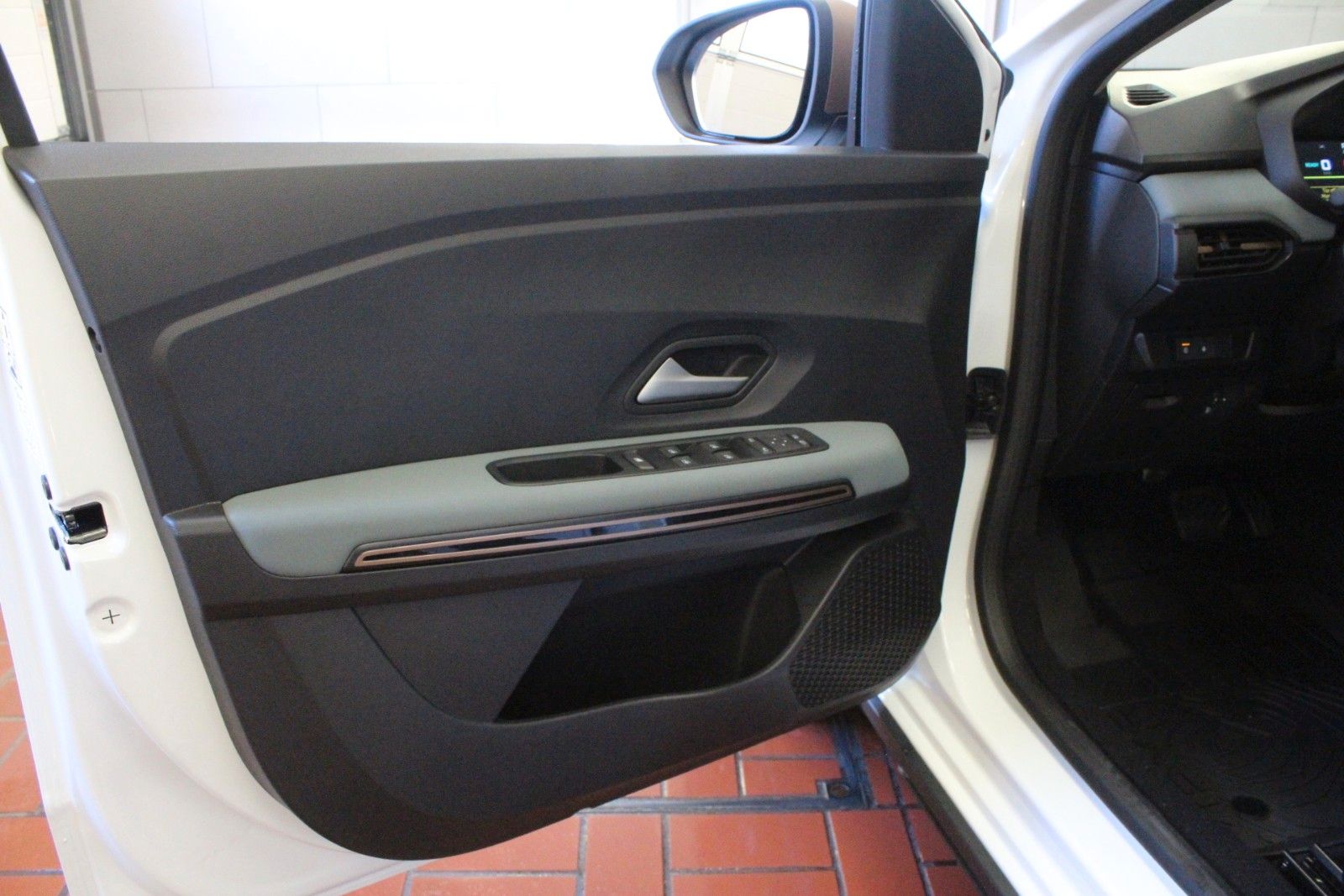Fahrzeugabbildung Dacia Jogger Hybrid 155 Extreme 5-Sitzer MY 2026