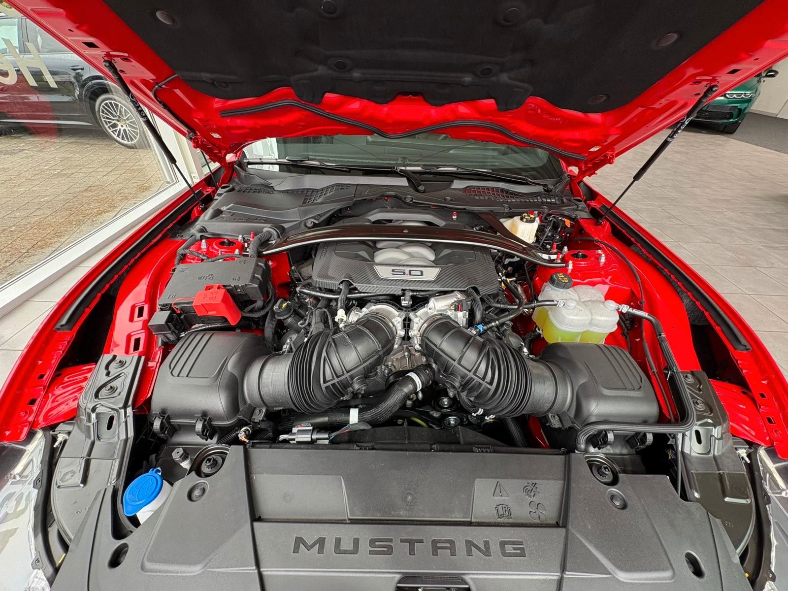 Fahrzeugabbildung Ford Mustang Fastback 5.0 Ti-VCT V8 328 GT/Sofort