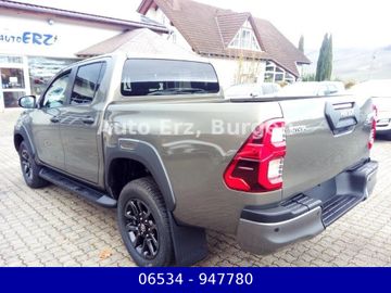 Toyota Hilux - 4