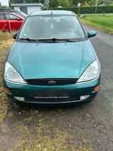 Ford Focus - Ford Focus aus 2000: Kombi