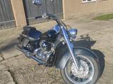 Honda Shadow 750 - Honda Motorräder in Chemnitz