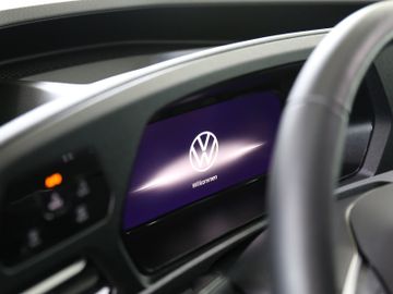 Volkswagen Caddy 1.5TSI DSG DARK LABEL LED PANO NAV STANDHZ