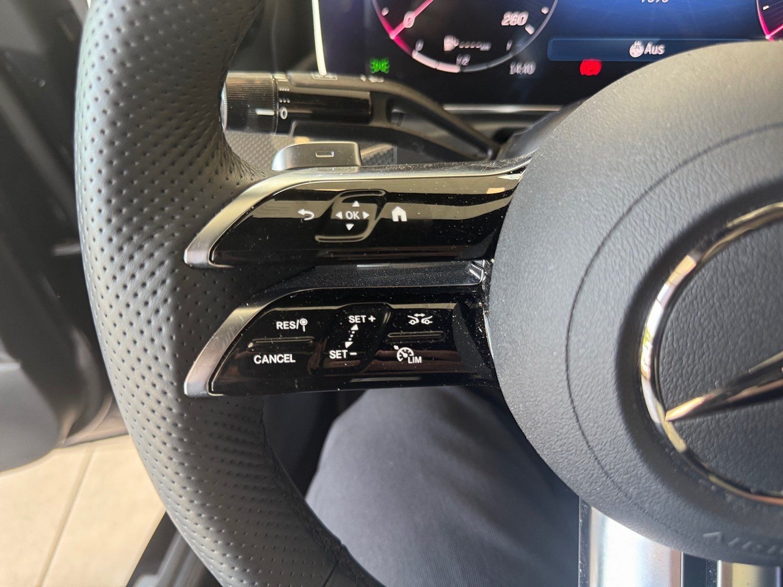 Fahrzeugabbildung Mercedes-Benz CLE 300 4M AMG*Pano*Digital*Totwink*Memory*360°*
