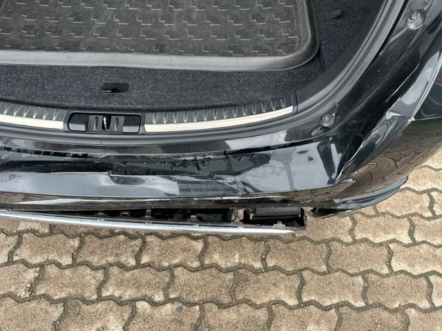 Toyota Auris Touring Sports Team D * Unfall*