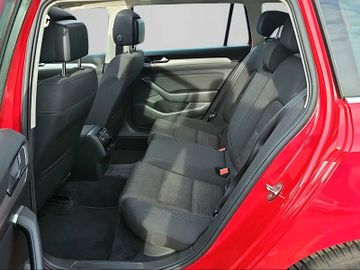 Volkswagen Passat Variant - 9