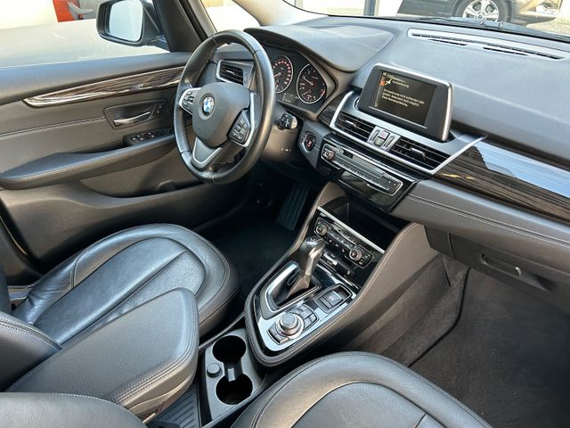 Fahrzeugabbildung BMW 220 Gran Tourer 220 i Luxury Line Automatik Navi