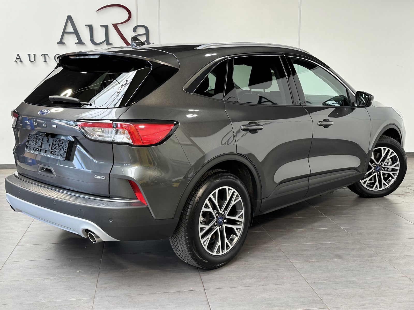 Fahrzeugabbildung Ford Kuga 2.5 Plug-In Hybrid Titanium NAV+KAM+CARPLAY