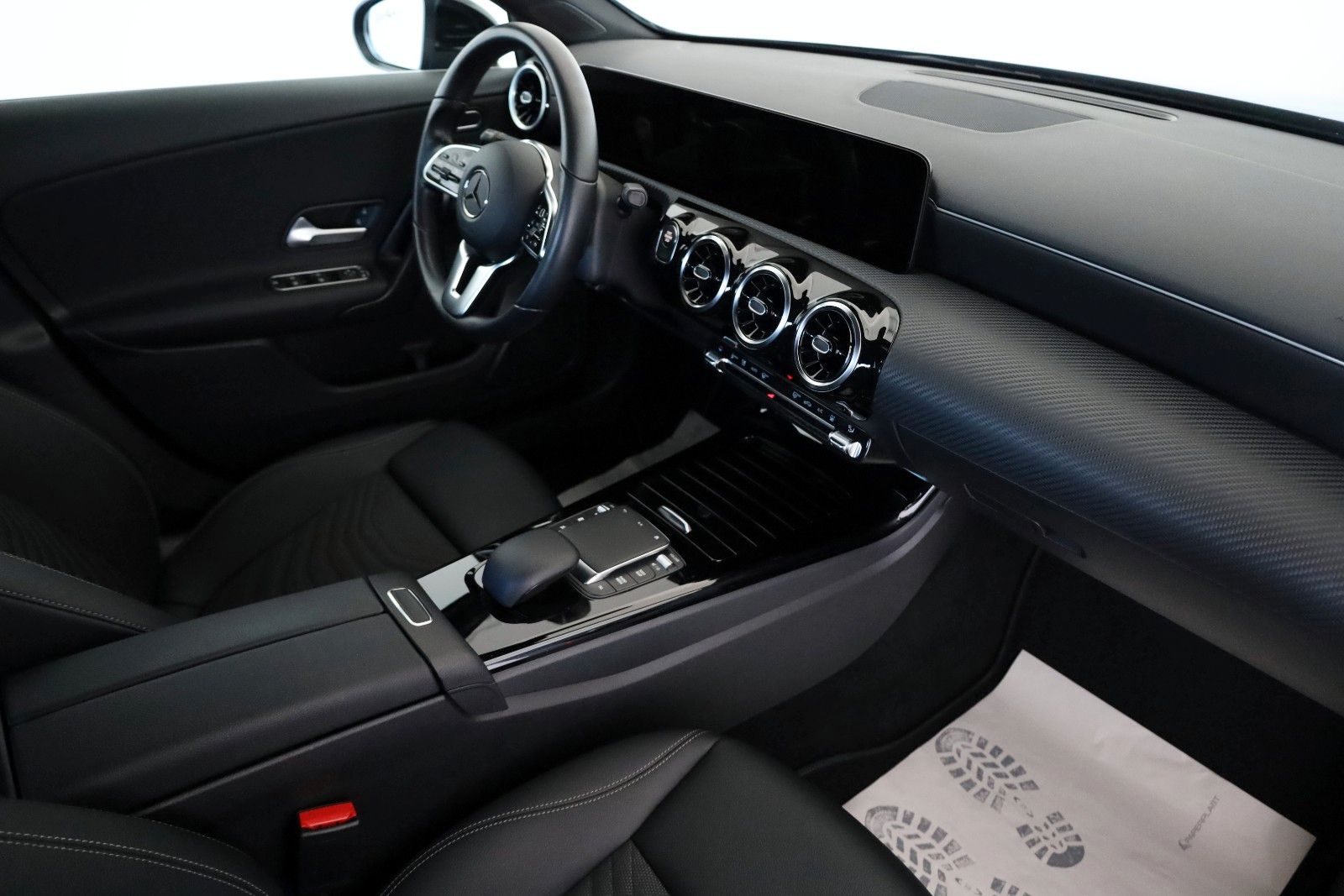 Fahrzeugabbildung Mercedes-Benz A 250 e Style Limo., T.Leder, Navi, LED, Kamera