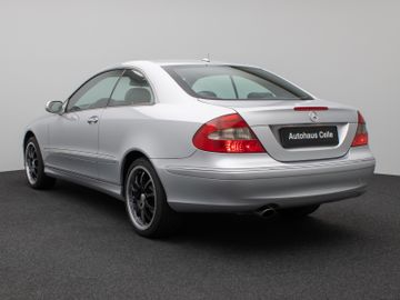 Fahrzeugabbildung Mercedes-Benz CLK 200 Coupe Kompressor Avantgarde Sitzhzg Temp