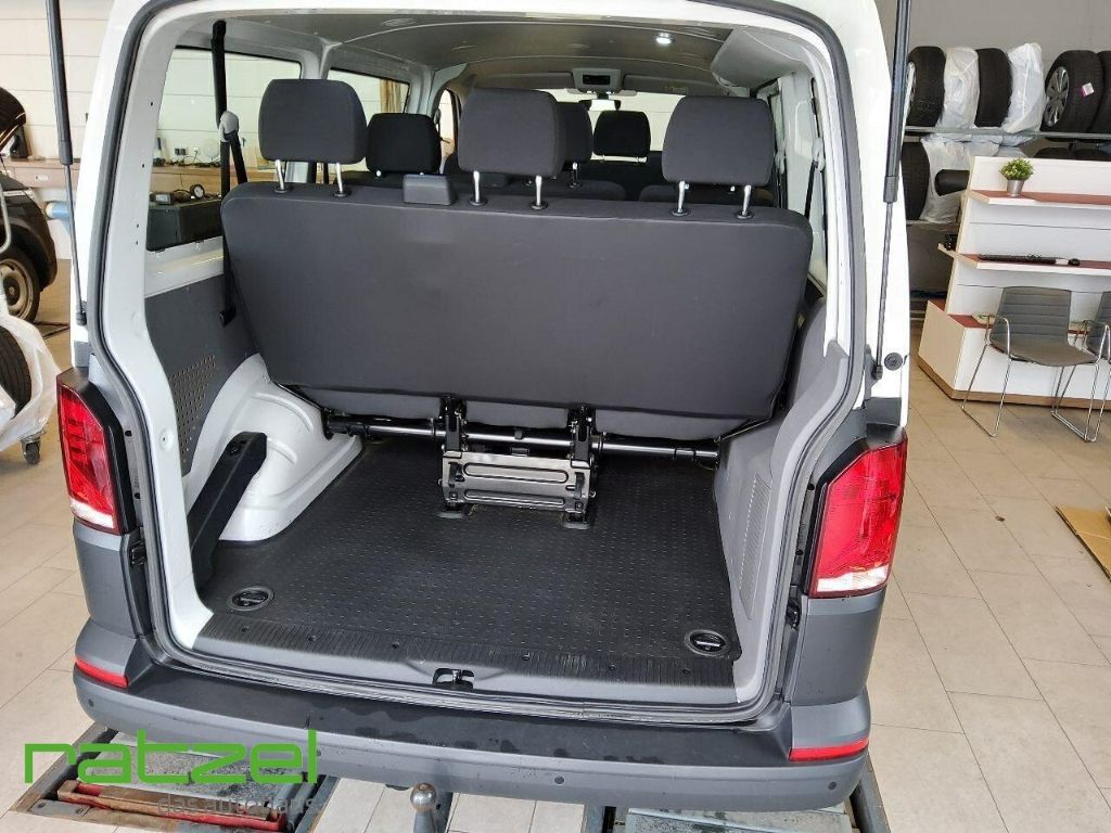 Fahrzeugabbildung Volkswagen T6.1 Kombi KR 2.0 TDI 9-Sitzer AHK Winter Paket