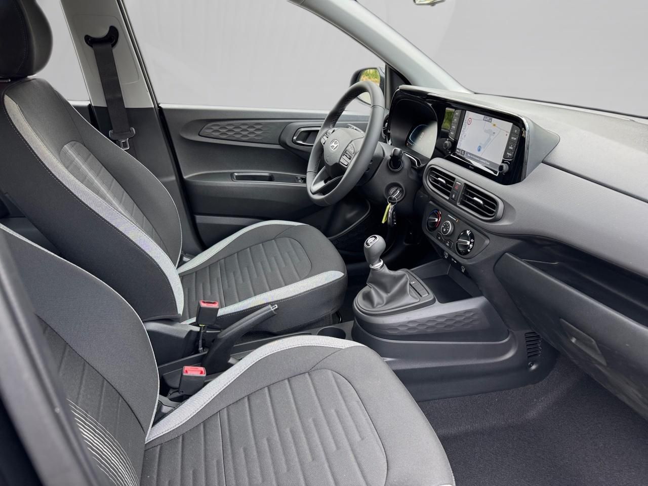 Fahrzeugabbildung Hyundai i10 SELECT SpurH
