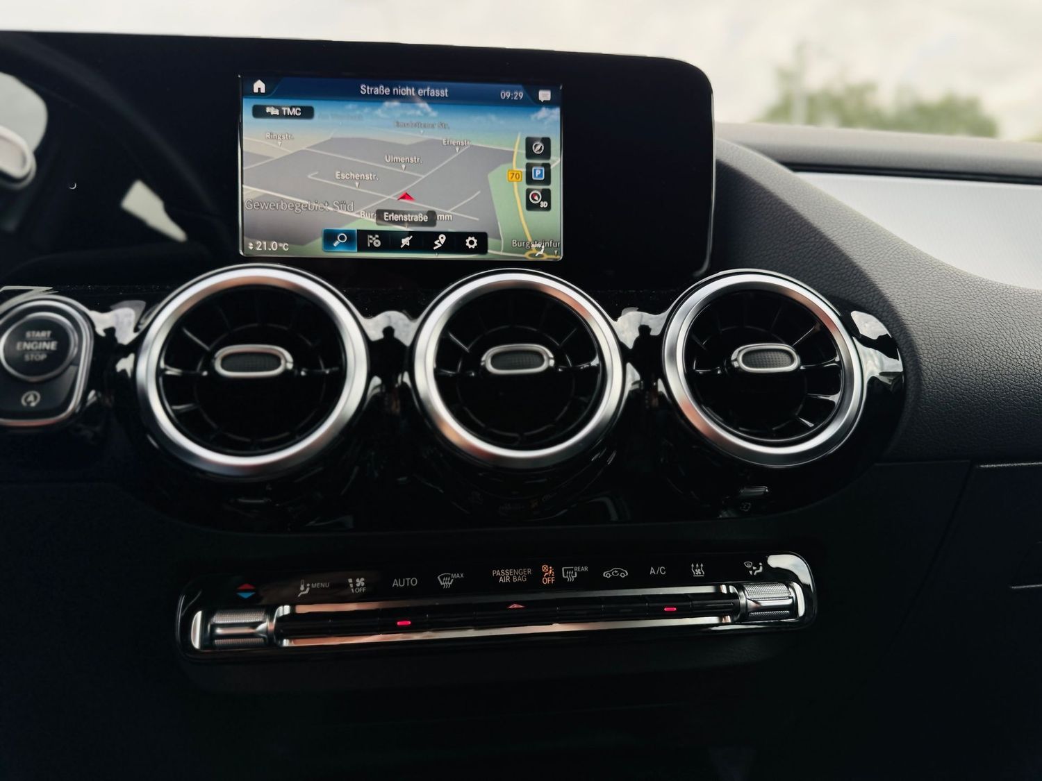 Fahrzeugabbildung Mercedes-Benz B 180 d, Autom, Distronic, PTS, RFK, Navi, Totw,