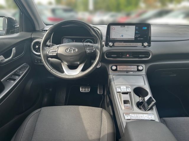 Fahrzeugabbildung Hyundai KONA Trend Elektro 2WD 11 KW Navi Soundsystem LE