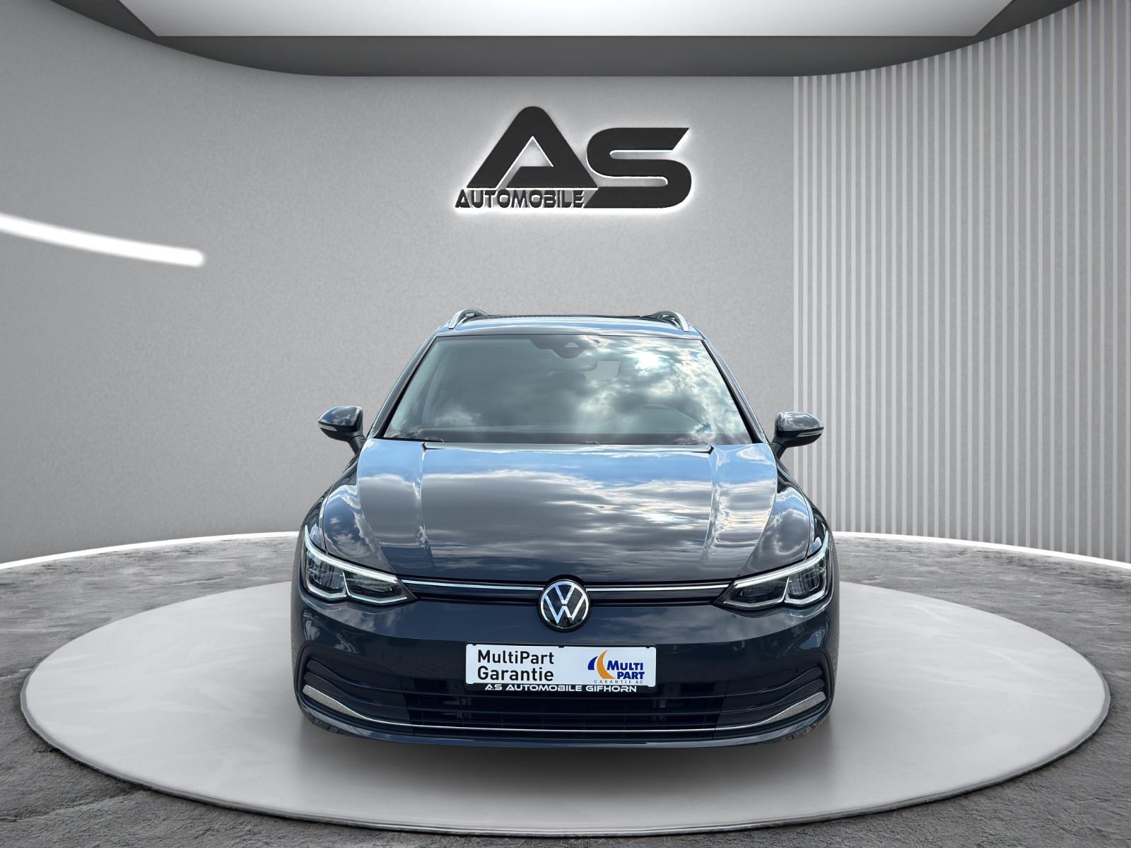 Volkswagen Golf VIII Var. 1.5 TSI Active Navi R.Kamera ACC