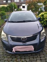Toyota Avensis Combi Sol 1.8 Valvematic Sol - gebrauchte Toyota Avensis aus dem Jahr 2011